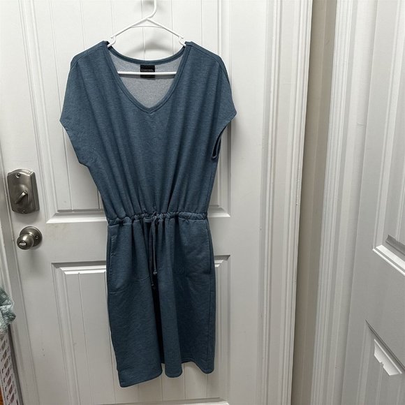 32 Degrees Dresses & Skirts - 32 Degrees Cool Dress Women Large Blue Pockets Above Knee V Neck Drawstring